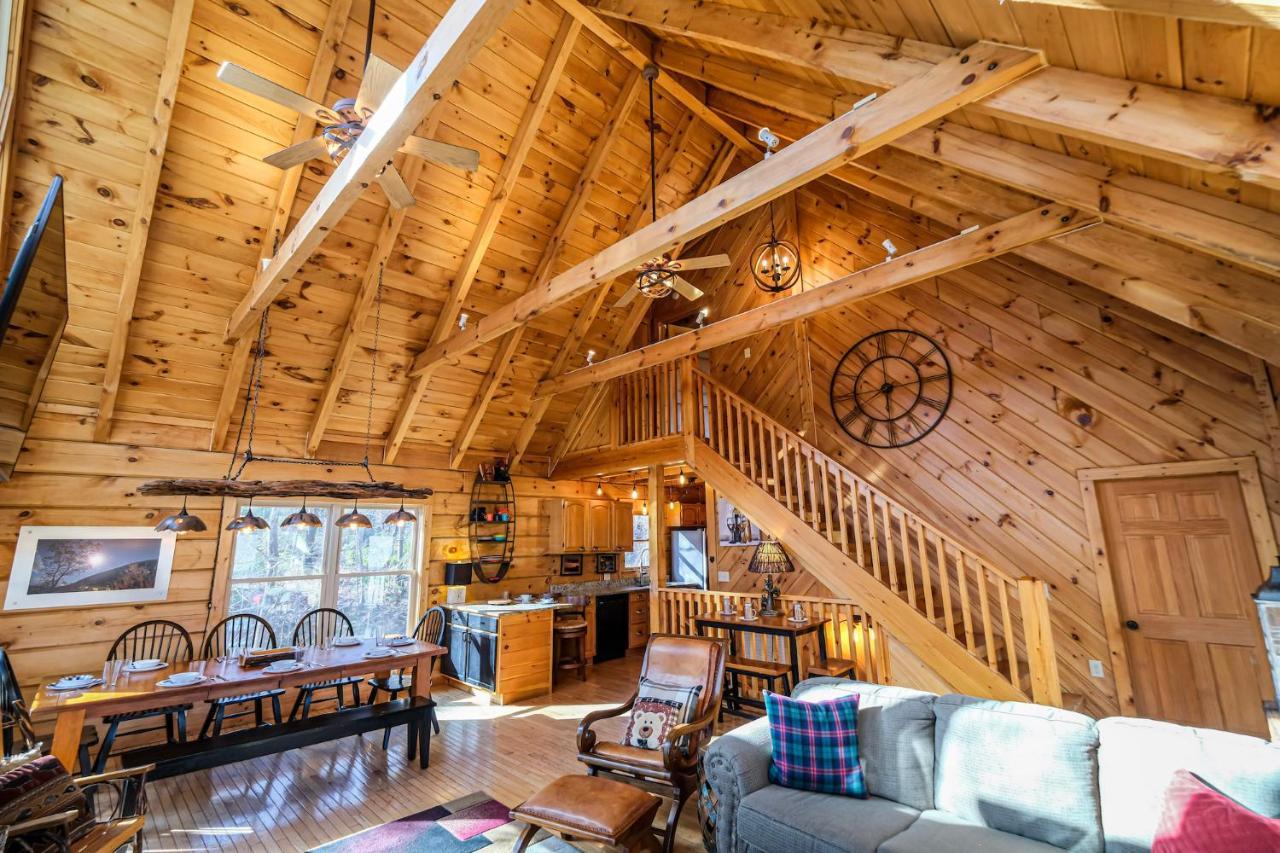 Lazy Bear Lodge Гетлинбург Екстериор снимка